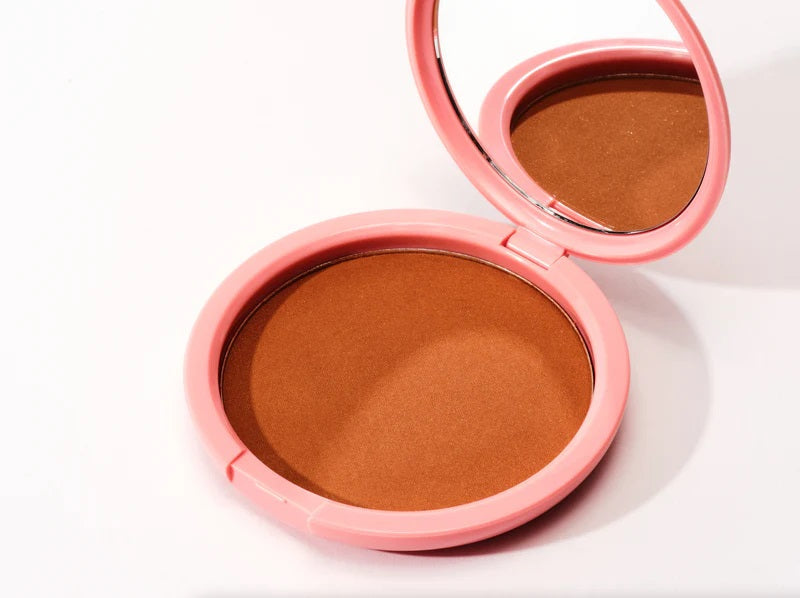 Booby Tape – Stag Illuminating Bronzer Latte, 20 g