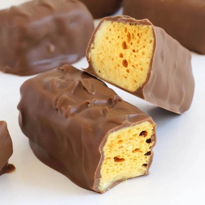 Cadbury - Crunchie Milk Chocolate with Golden Honey Centre 40g Bar