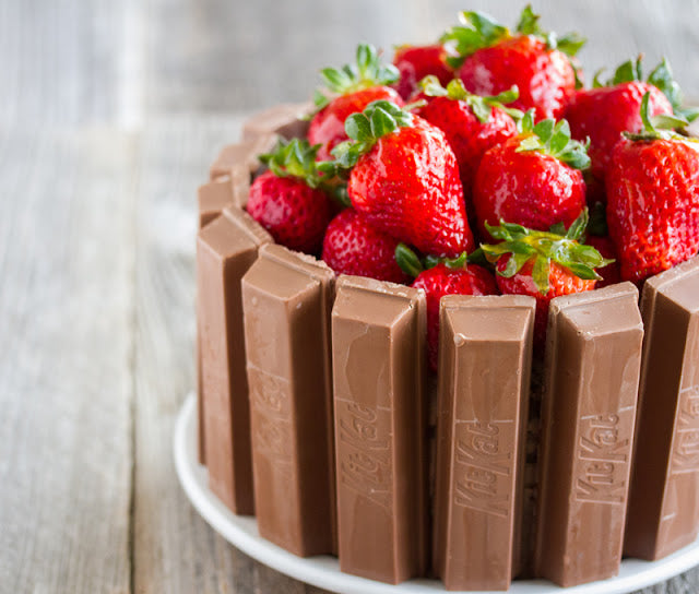 Nestlé - KitKat 4 Finger Milchschokoladenriegel 41,5 g Riegel